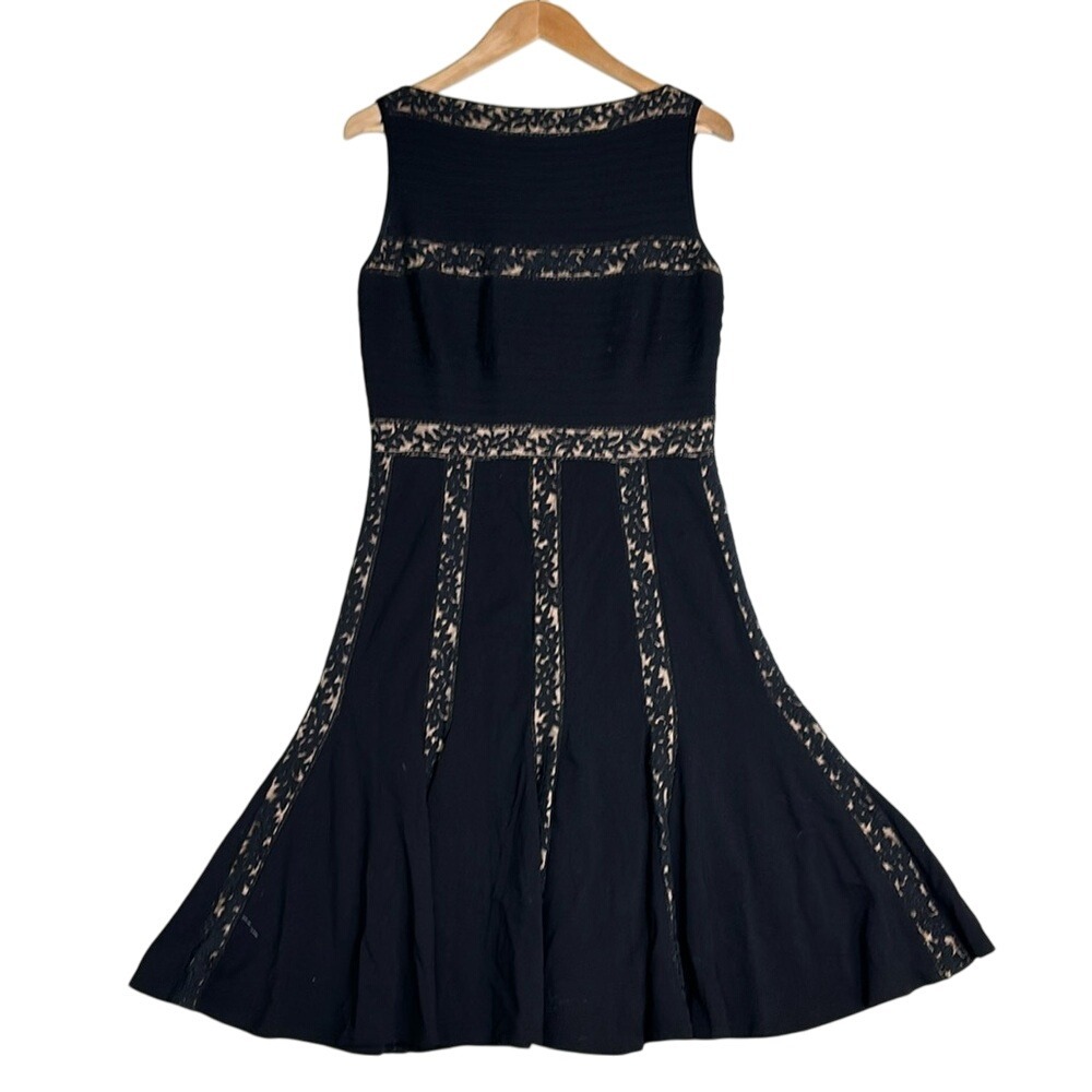 Tadashi‎ Shoji Women's Dress Sz M Black Lace Trim Sleeveless Boatneck
